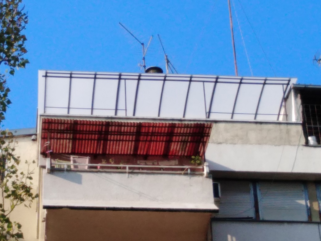 Nadstrešnica od leksan ploče